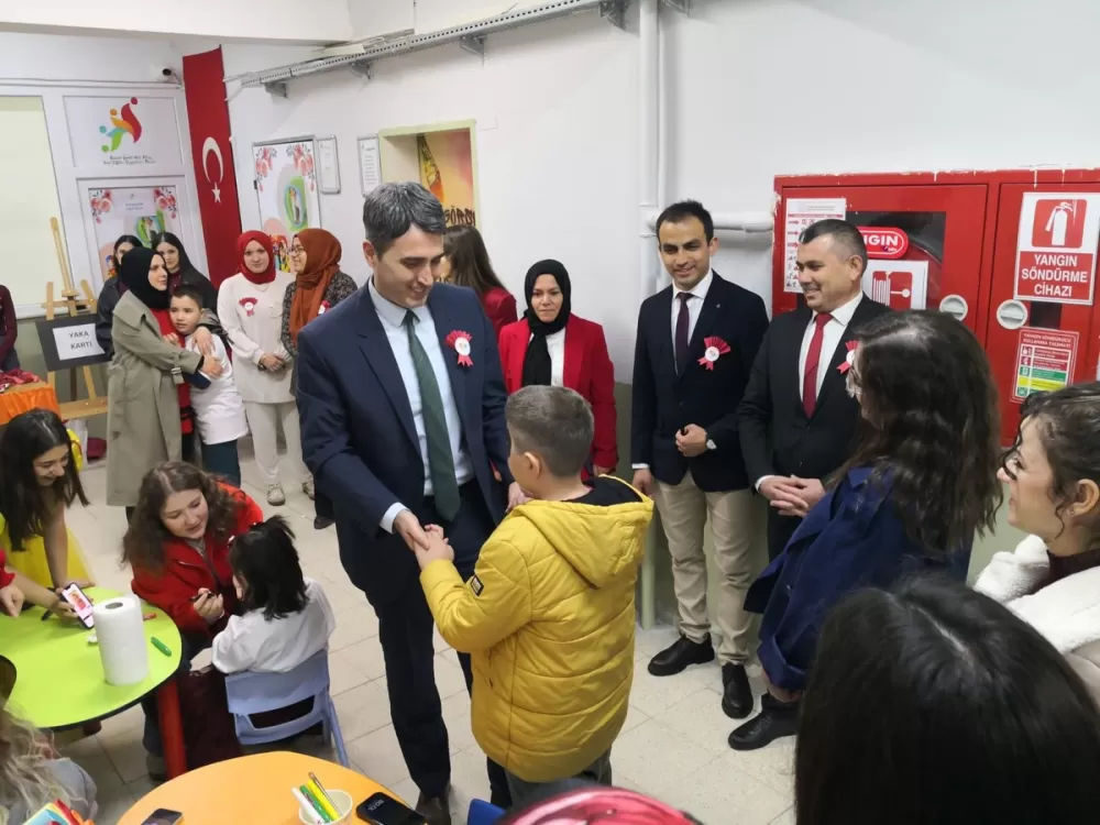 Kaymakam Kuruca’dan Otizm Farkındalık Günü’nde anlamlı ziyaret