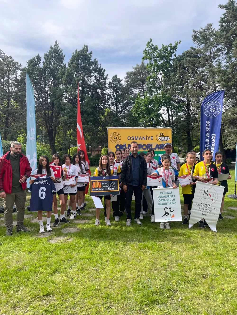 Ayşe Sak Ortaokulu Oryantiring Türkiye Yarı Finallerinde büyük başarı