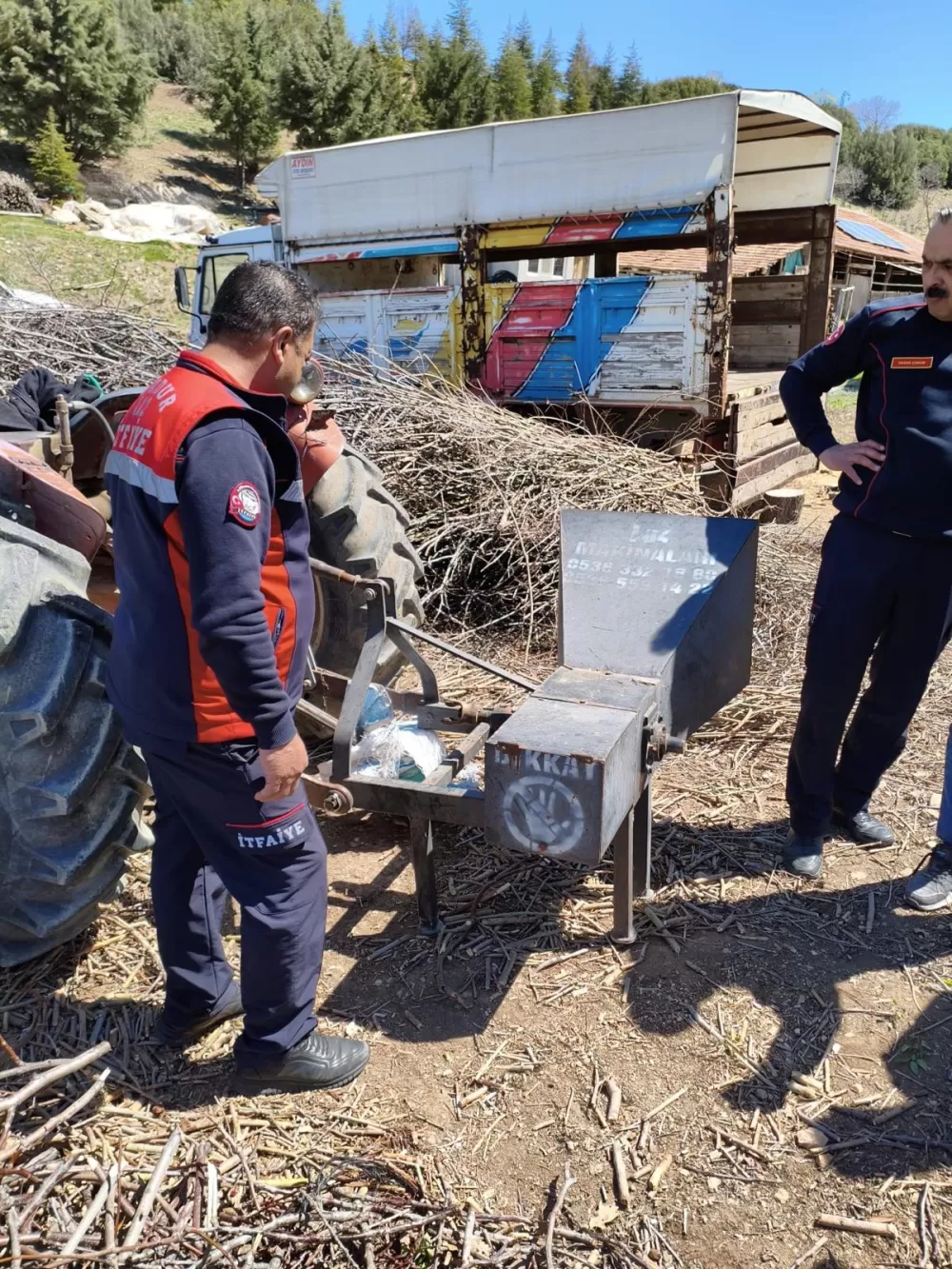Burdur’da Traktör Kazası Kadın Yaralandı