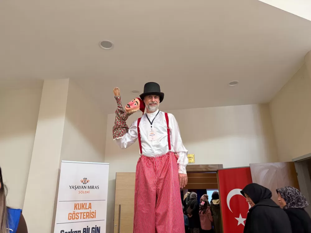 Burdur'da yaşayan miras coşkusu! 50 sanatçı geleneksel kültürü geleceğe taşıyor