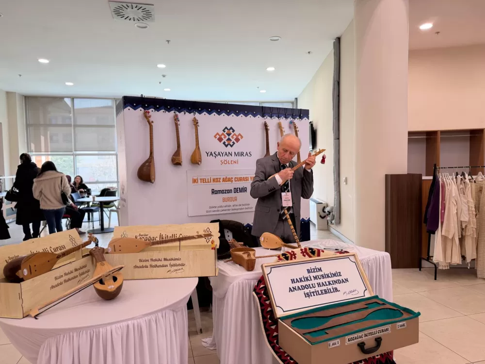 Burdur'da yaşayan miras coşkusu! 50 sanatçı geleneksel kültürü geleceğe taşıyor