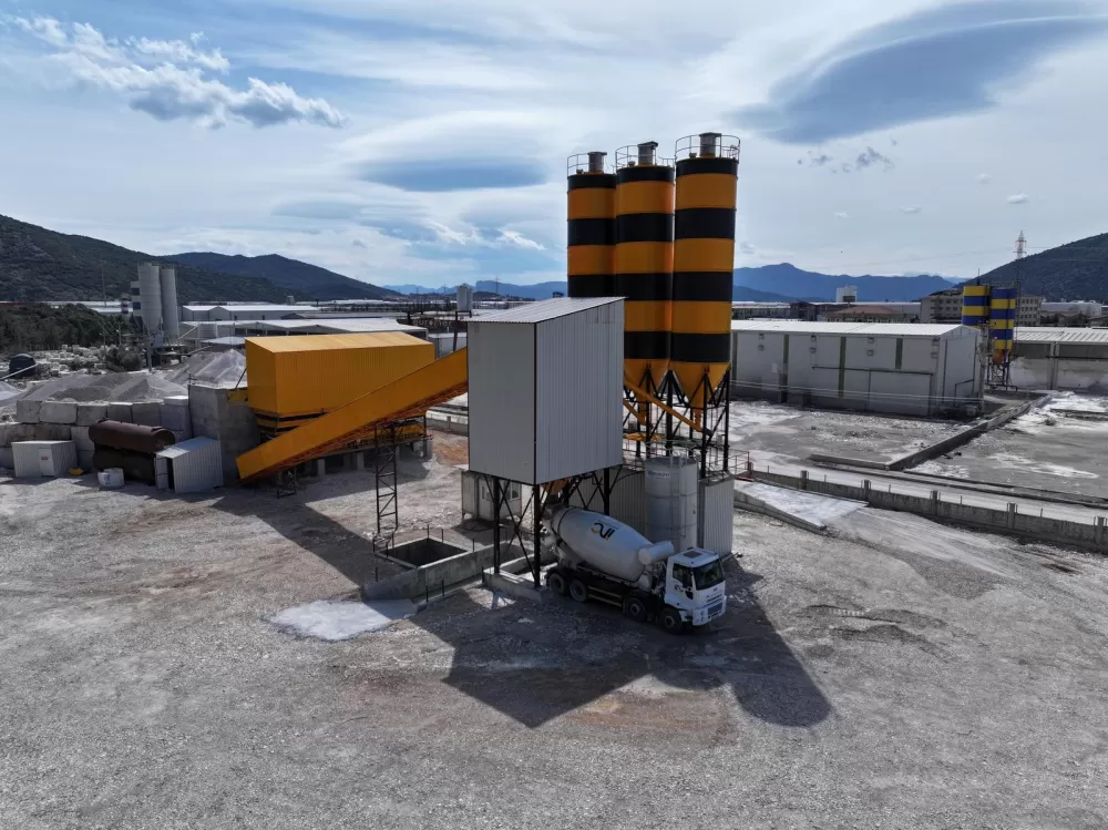 Bucak'ta İNC Hazır Beton organize sanayi bölgesinde hizmet girdi