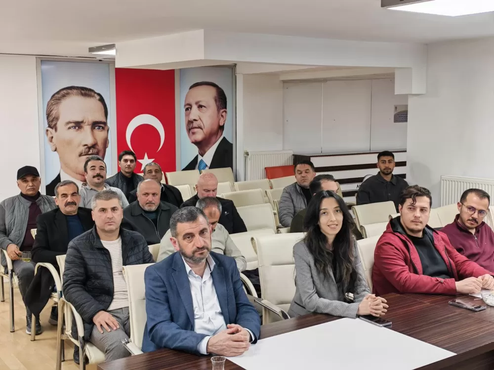 AK Parti Burdur’da Haftalık Toplantı Yapıldı