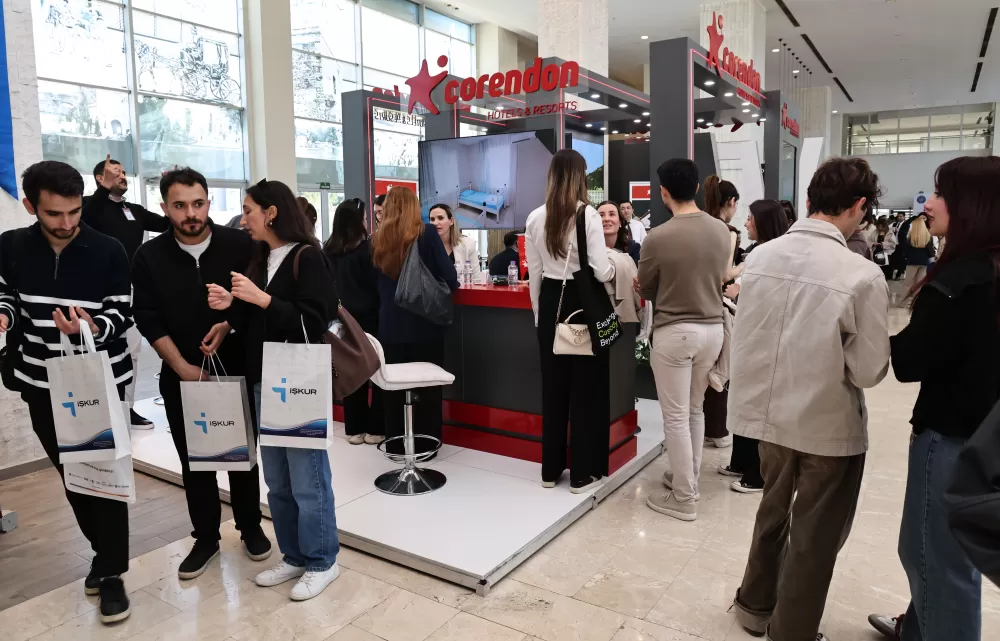 MAKÜ öğrencileri Antalya’da iş dünyasıyla buluştu