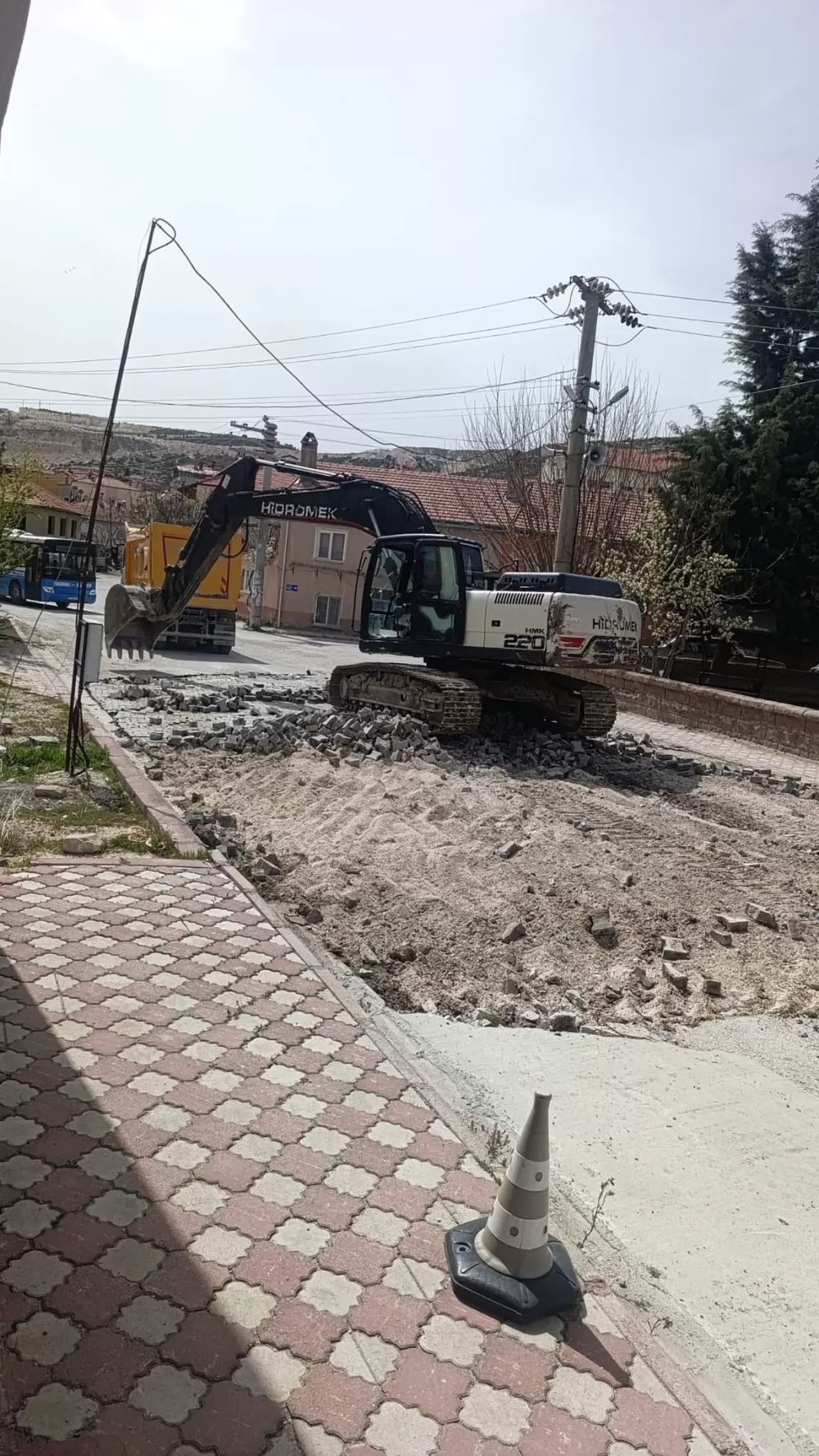 Başkan Selimoğlu:  “Yeni Yol İlçemize Çok Yakışacak”