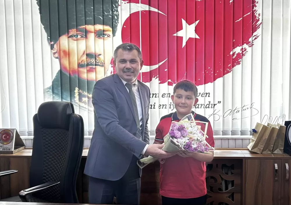 23 Nisan’da Bucak’ta temsili devir Öğrenciler Milli Eğitim Müdürü oldu