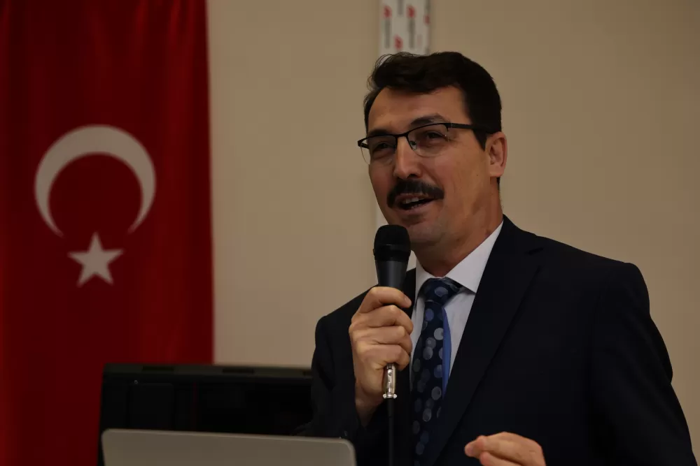 MAKÜ’de Kur’an’ın anlamı ve meal çalışmaları ele alındı