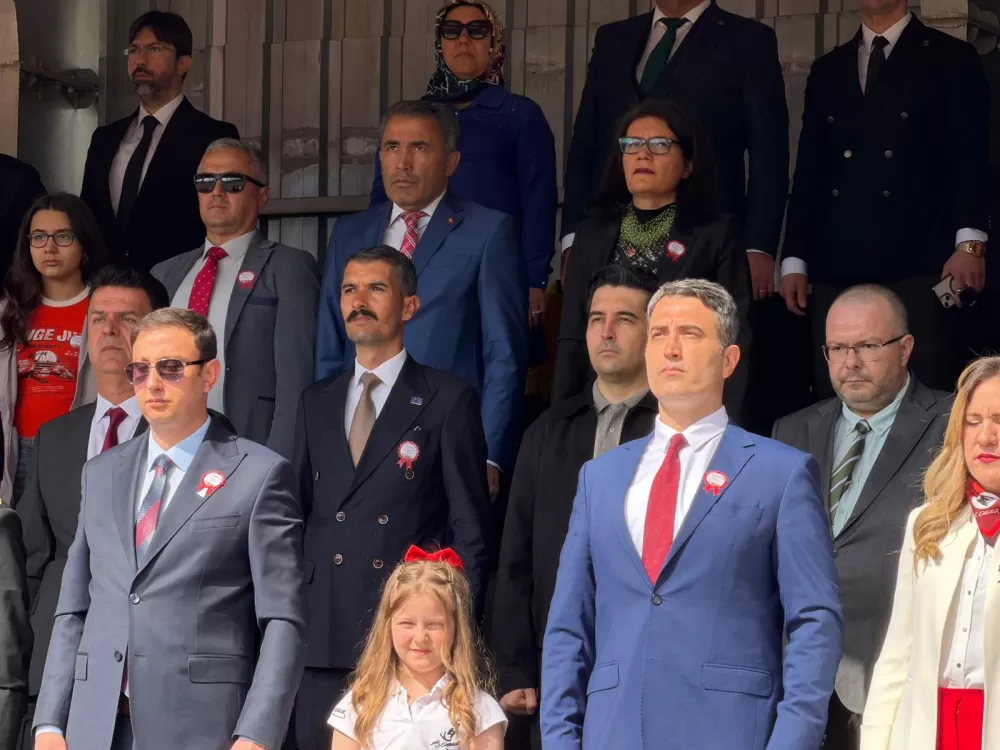 Bucak’ta 23 Nisan coşkusu 106. Yıl dolu dolu kutlandı