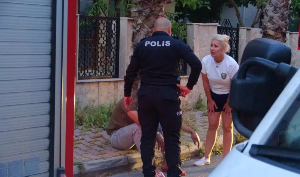 Antalya’da Bunalıma Giren Genç Evi Yakmaya Kalktı