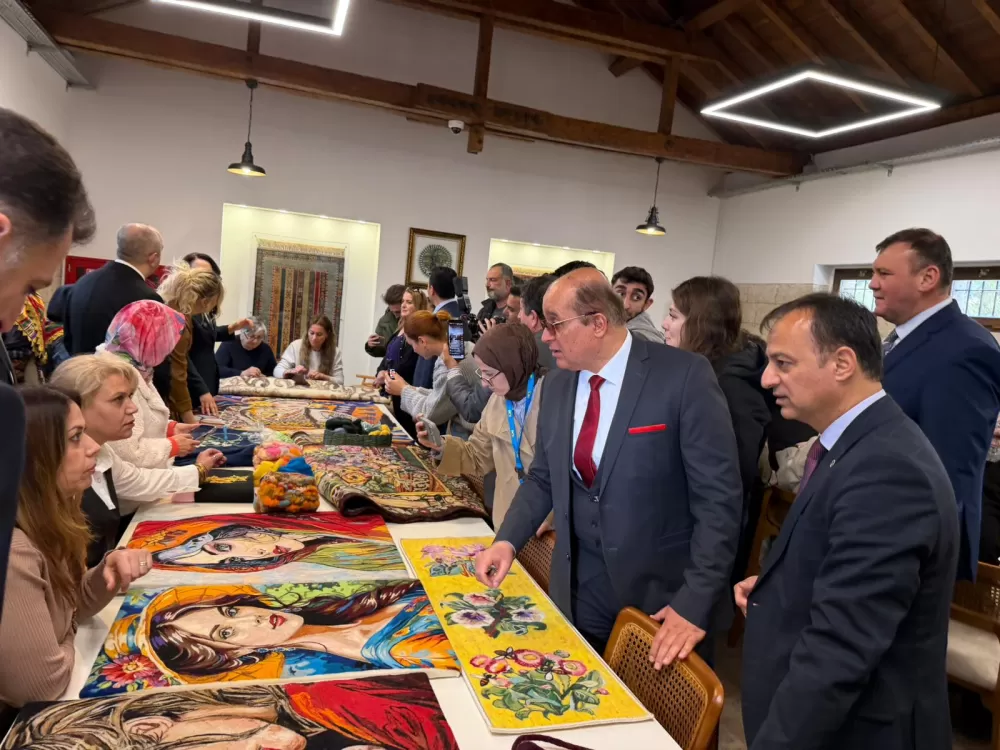 Burdur Tren Garı yeniden hayat buldu Atıl depolar modern sosyal alanlara dönüştürüldü