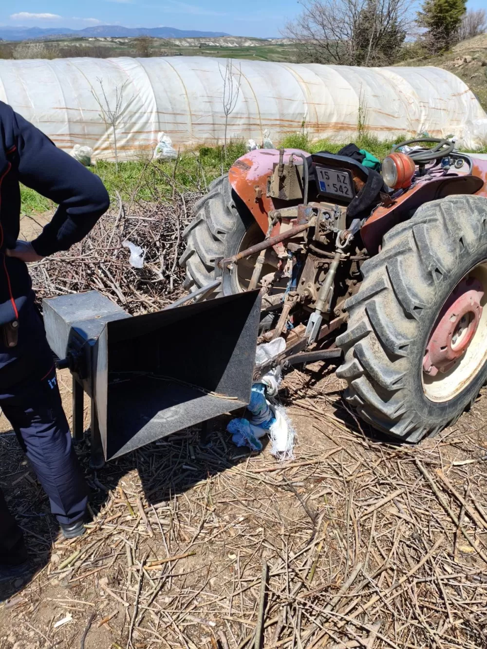 Burdur’da Traktör Kazası Kadın Yaralandı
