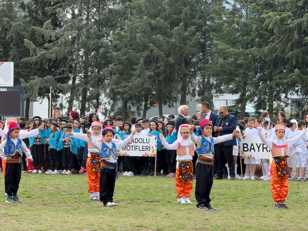Bucak’ta 23 Nisan coşkusu 106. Yıl dolu dolu kutlandı