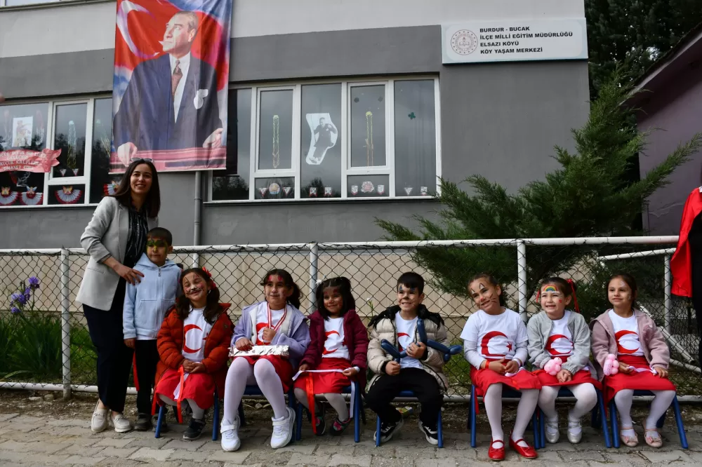 HTMYO’lu Öğrencilerden Elsazı Köyü’nde 23 Nisan Çıkarması