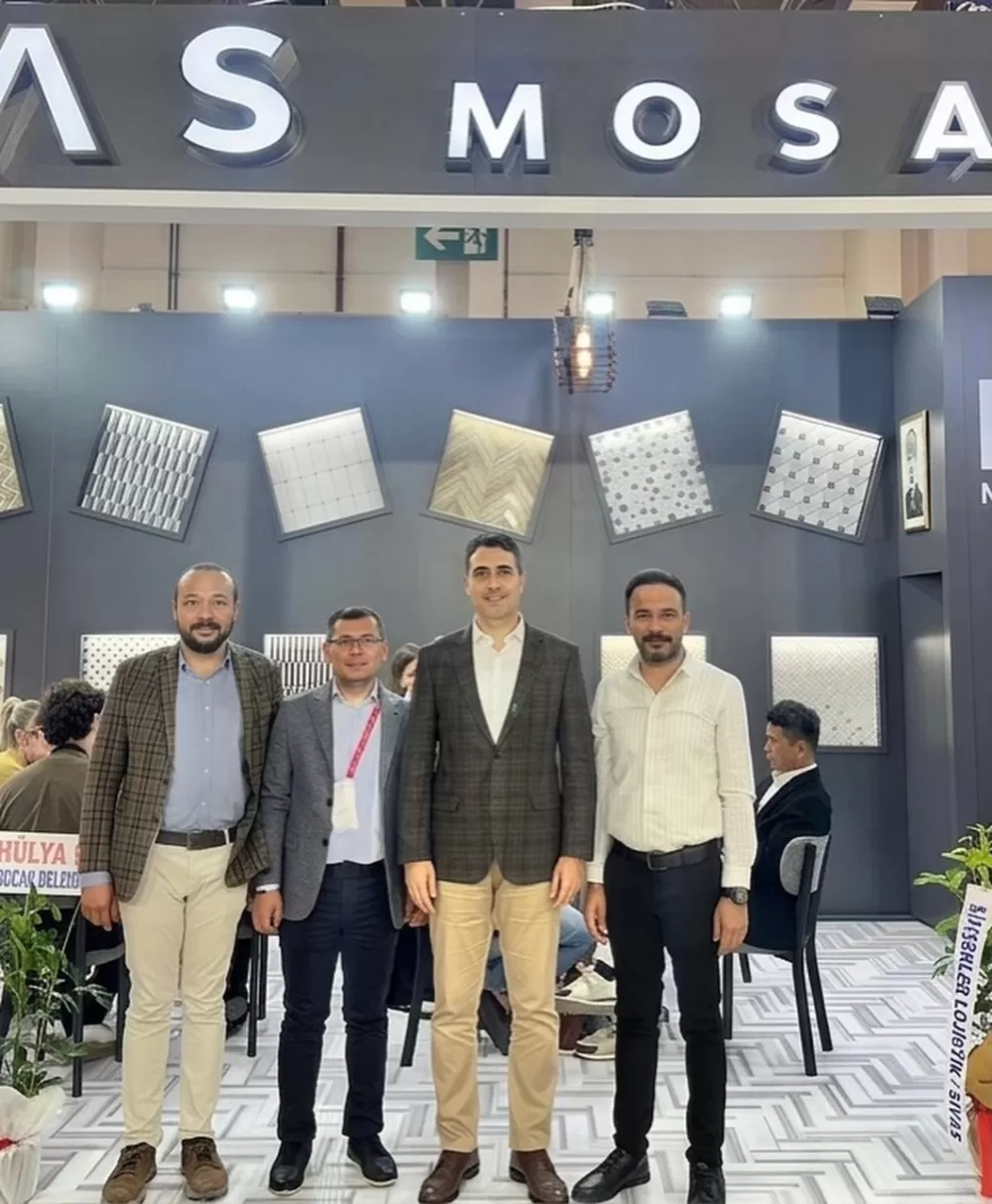 Bucak Kaymakamı Kuruca, Marble İzmir’de sektör temsilcileriyle buluştu