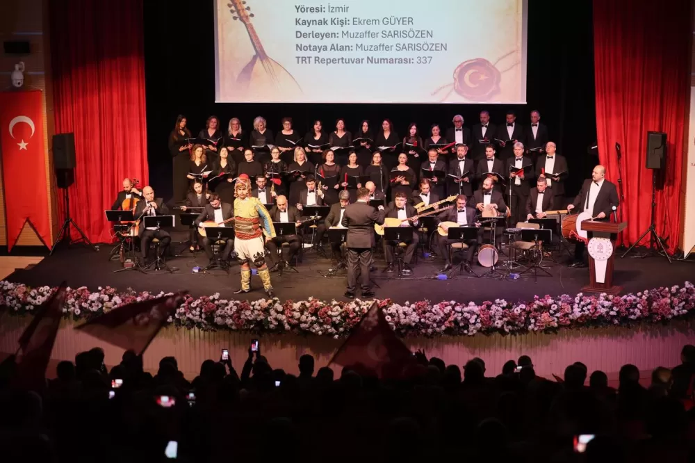 Burdur'da kahramanlık türküleri konseri! Duygu dolu anlar yaşattı