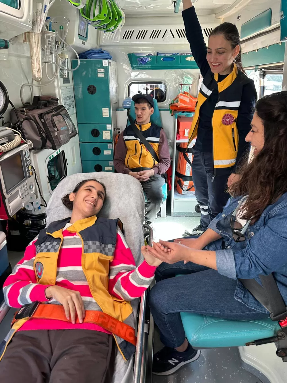Bucak’ta Engelli Bireylere 112 ve Ambulans Eğitimi Verildi