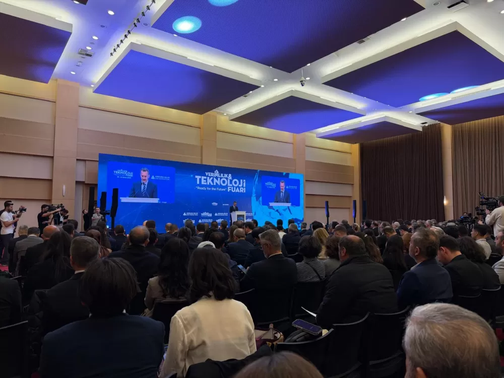 Ankara'da Teknoloji Zirvesi: 8. Verimlilik ve Teknoloji Fuarı Kapılarını ATO Congresium'da Açtı