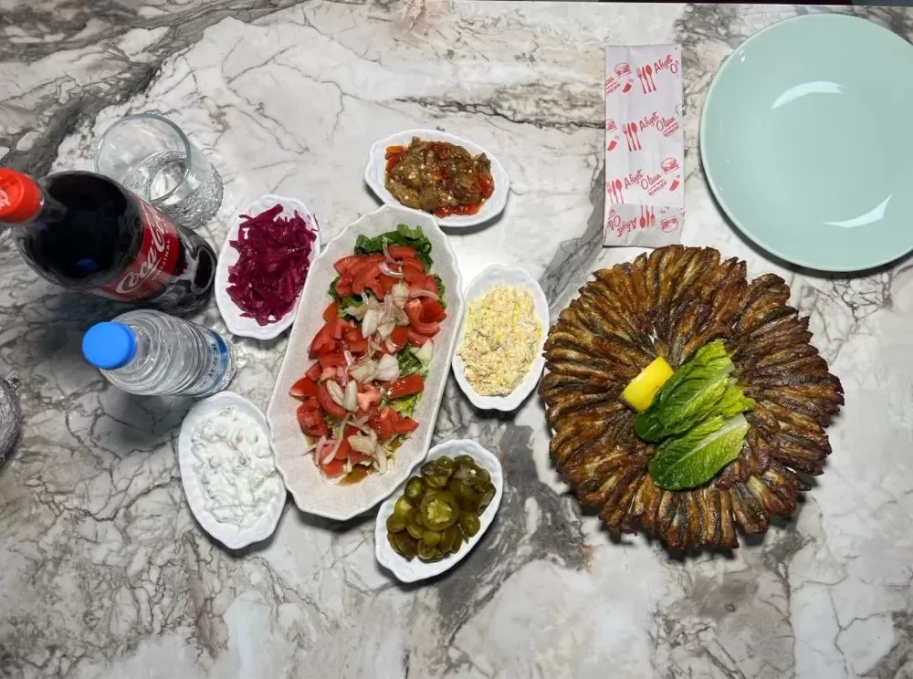 015 Ocakbaşında hamside sezon sonu kampanyası 500 TL’ye 1 kg. hamsi menü kaçmaz