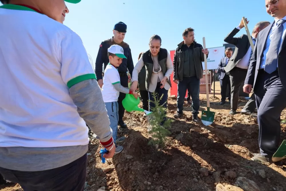 Vali Tülay Baydar Bilgihan’dan Çavdır’a yoğun ziyaret programı