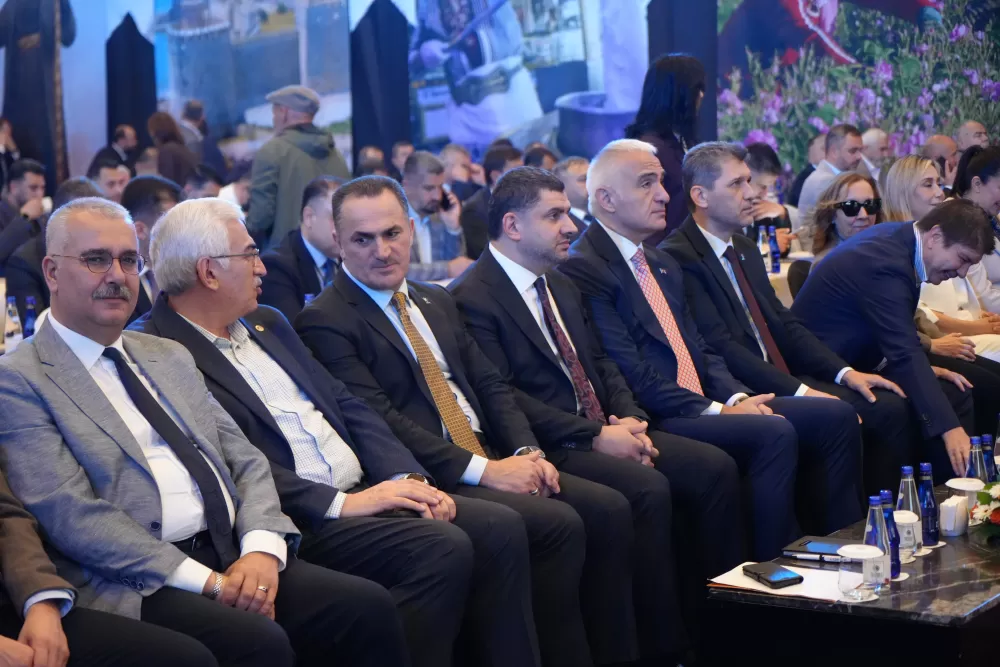 Bakan Ersoy Akdeniz yatırımlarını açıkladı Bölgeye 26.9 milyar liralık dev kaynak