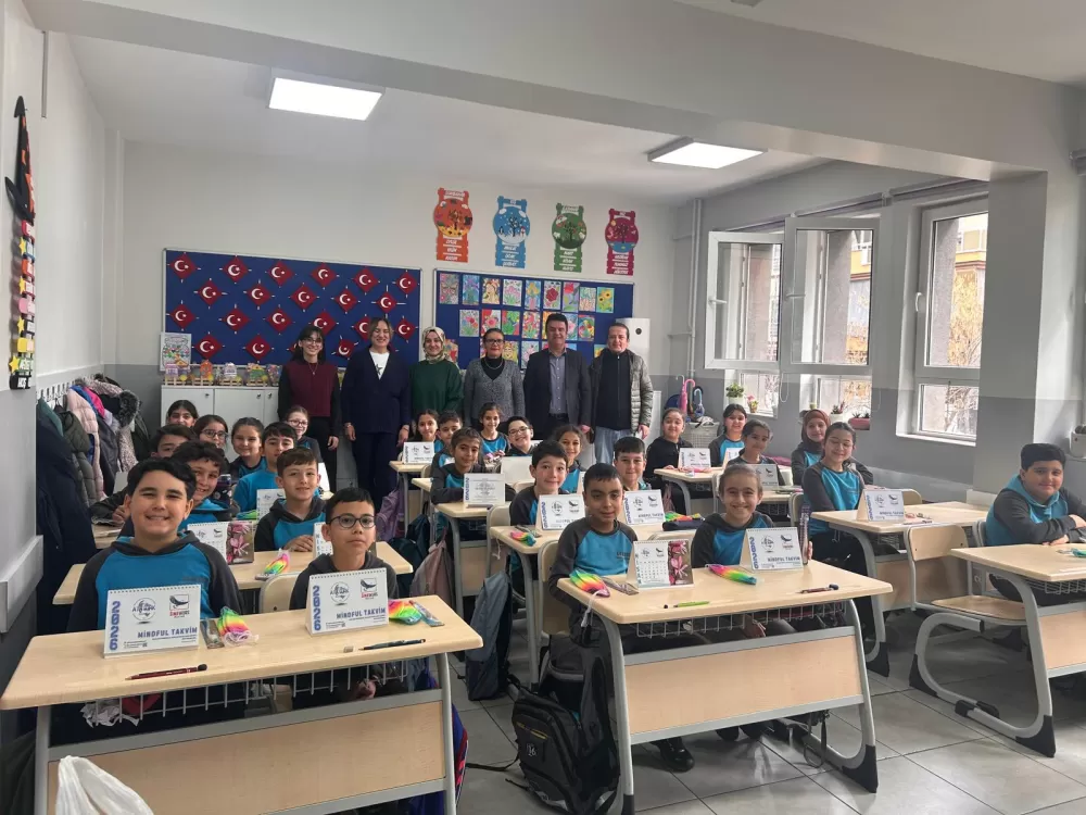 Kucaklaşma Zamanı Projesiyle çocuklar hareketlendi, veliler bilinçlendi