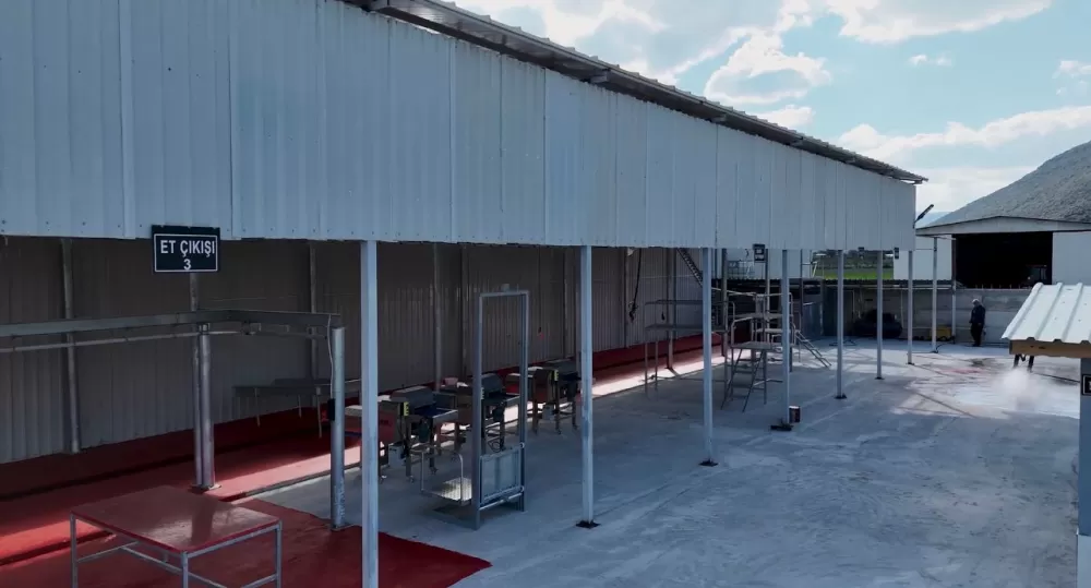 Kuytu Büyükbaş Besi Çiftliğinde kurbanlıklar sizi bekliyor