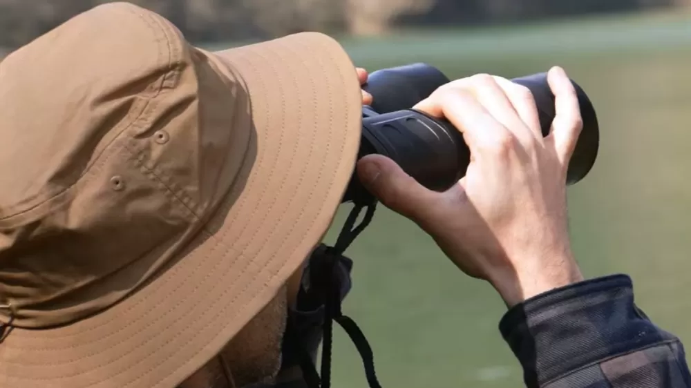 BİM'den Profesyonel Dürbün Kampanyası: 24 Nisan'da Mağazalarda