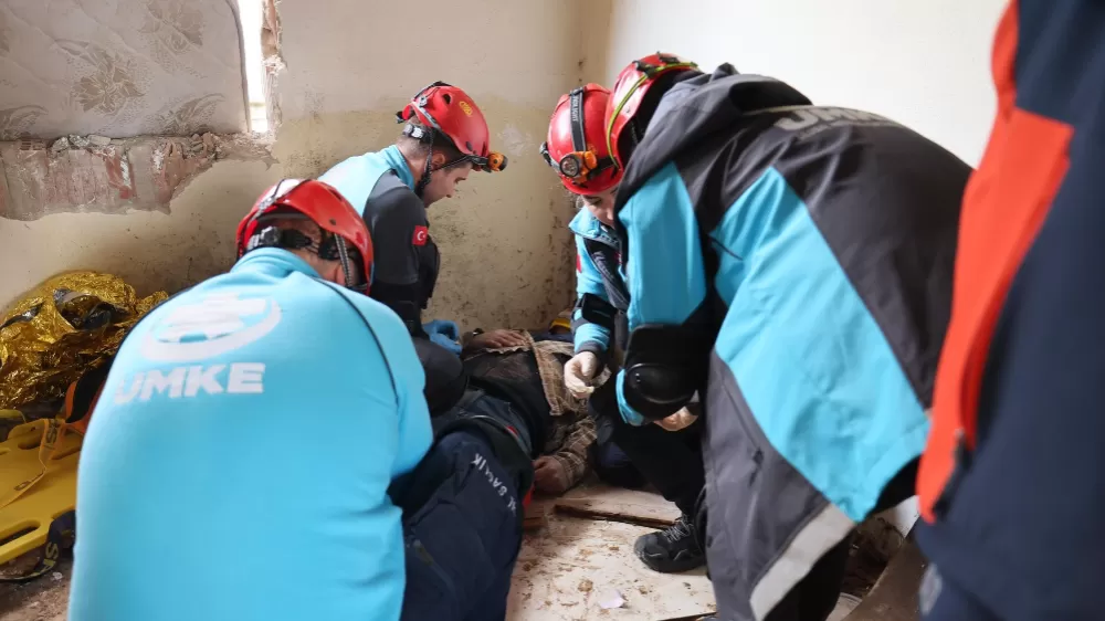 Burdur'da Başarıyla Tamamlanan Deprem Tatbikatı: Hazırlıklar Gözden Geçirildi