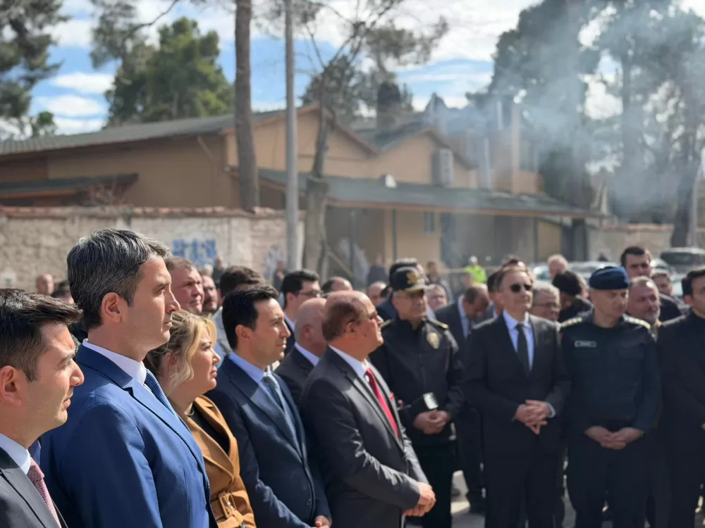 Burdur Tren Garı yeniden hayat buldu Atıl depolar modern sosyal alanlara dönüştürüldü
