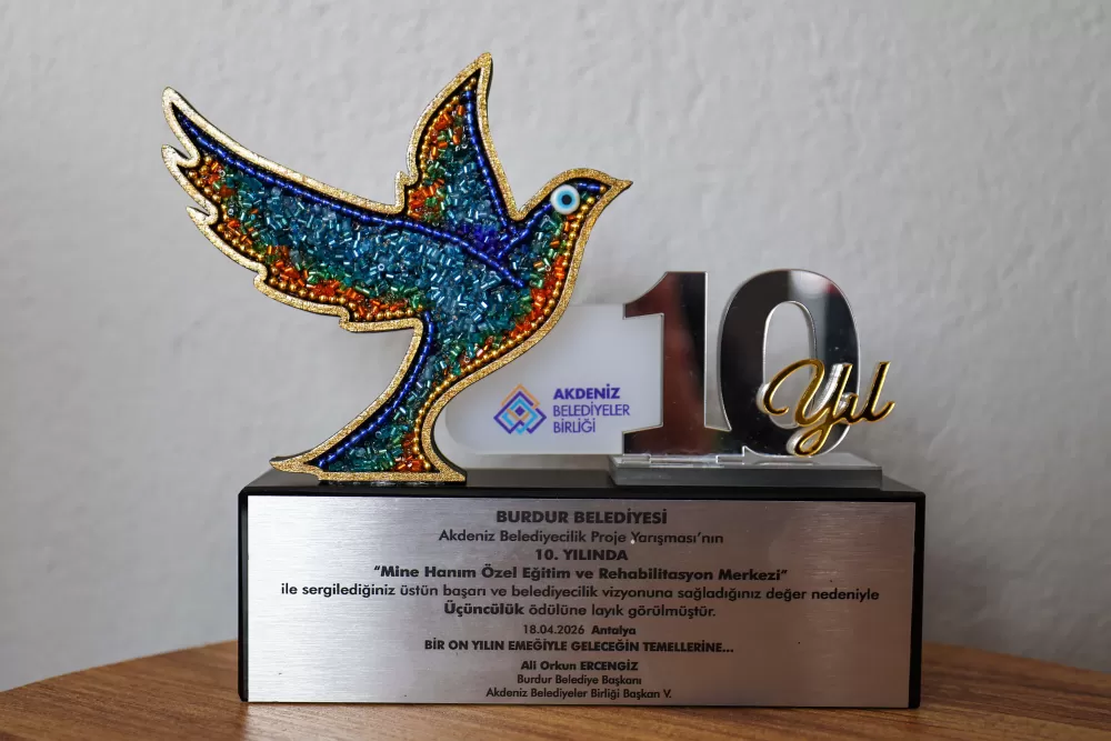 Burdur Belediyesi’ne anlamlı ödül Engelli Rehabilitasyon Merkezi Türkiye üçüncüsü