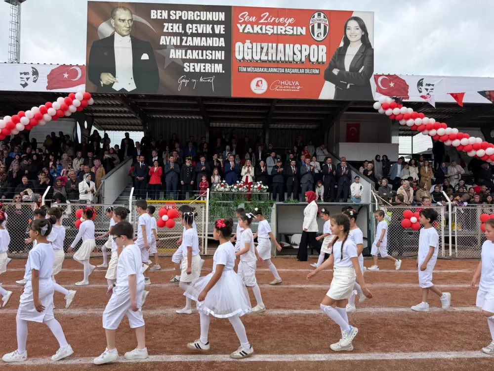 Bucak’ta 23 Nisan coşkusu 106. Yıl dolu dolu kutlandı