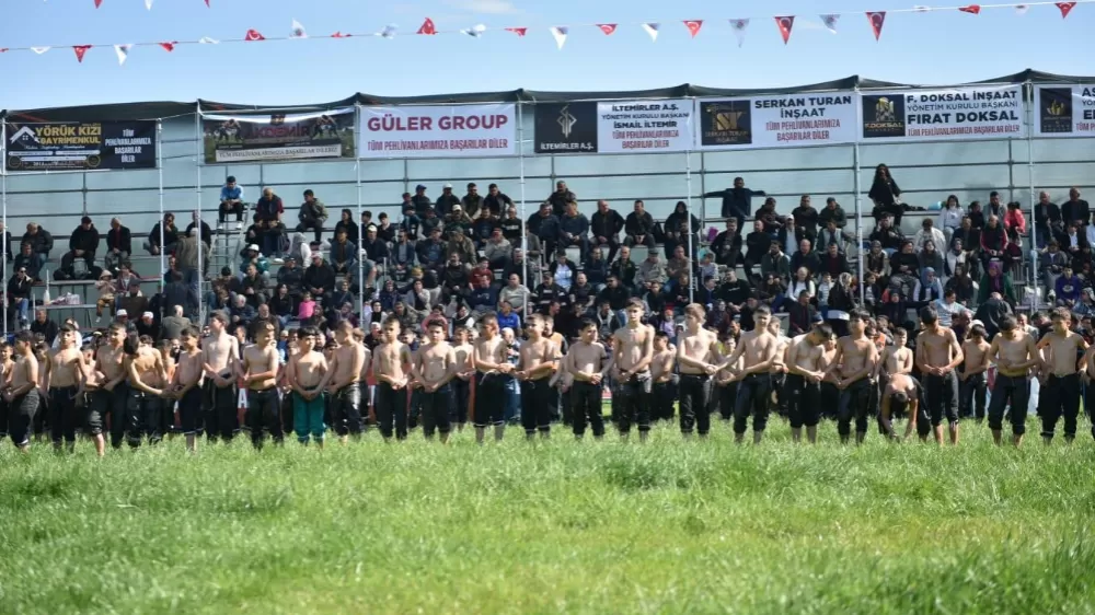 Güreşin Başkenti Antalya Kepez'de 12 yıl sonra  pehlivanlar dualı çayıra çıktı Başpehlivan kim olur ?