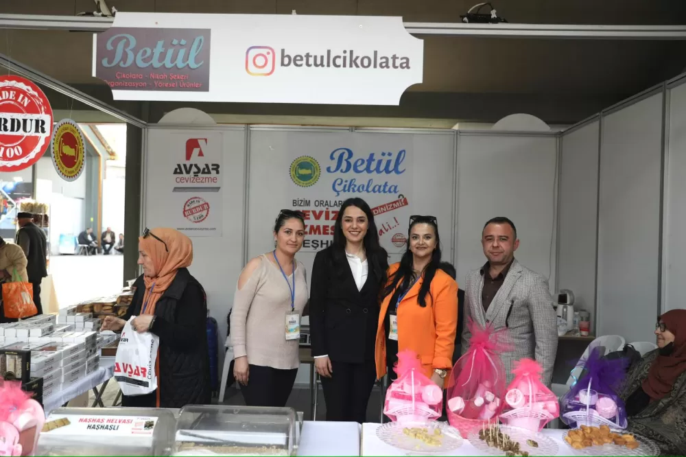 Başkan Hülya Gümüş’ten Burdur Günleri’nde Bucak tanıtımı