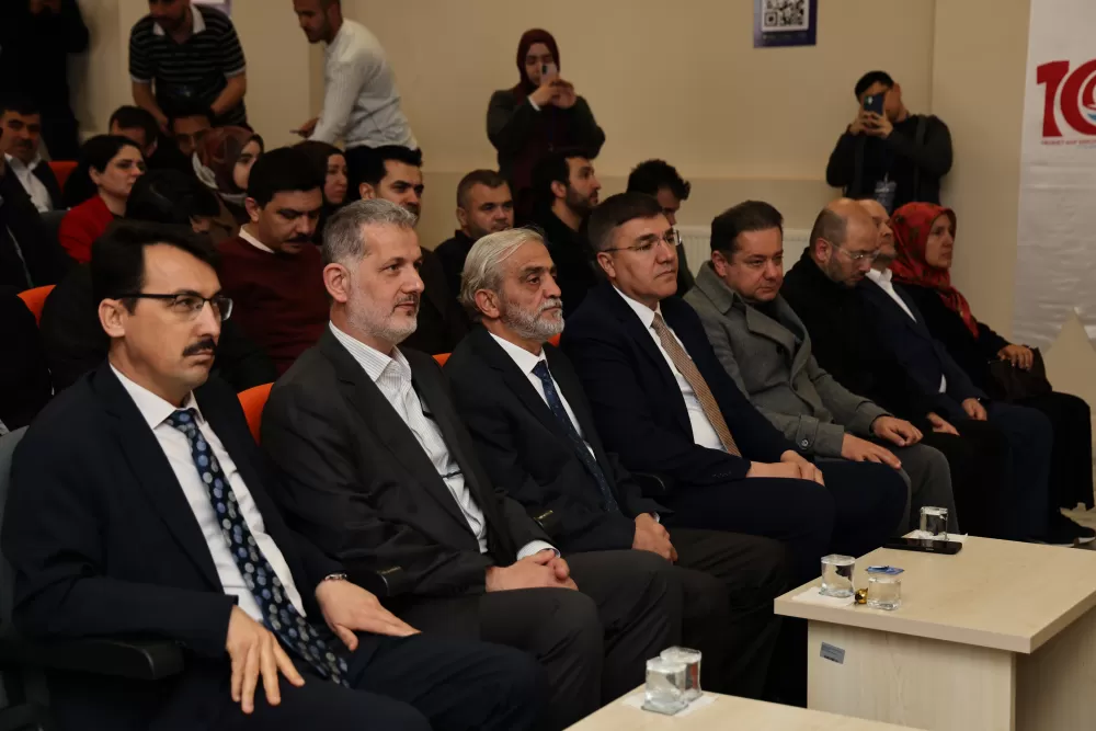 MAKÜ’de Kur’an’ın anlamı ve meal çalışmaları ele alındı