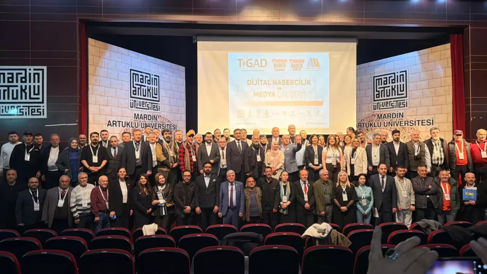 Mardin'de dijital çalıştayı! Elazığlı gazeteci Nafiz Koca geleceğin vizyonunu çizdi