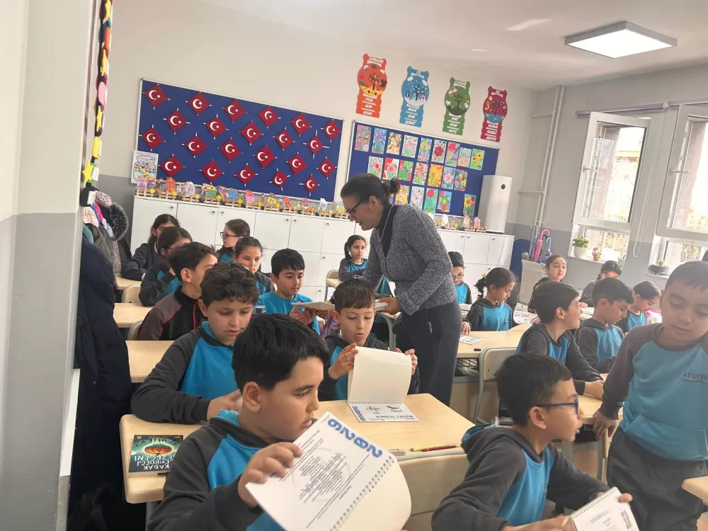 Kucaklaşma Zamanı Projesiyle çocuklar hareketlendi, veliler bilinçlendi