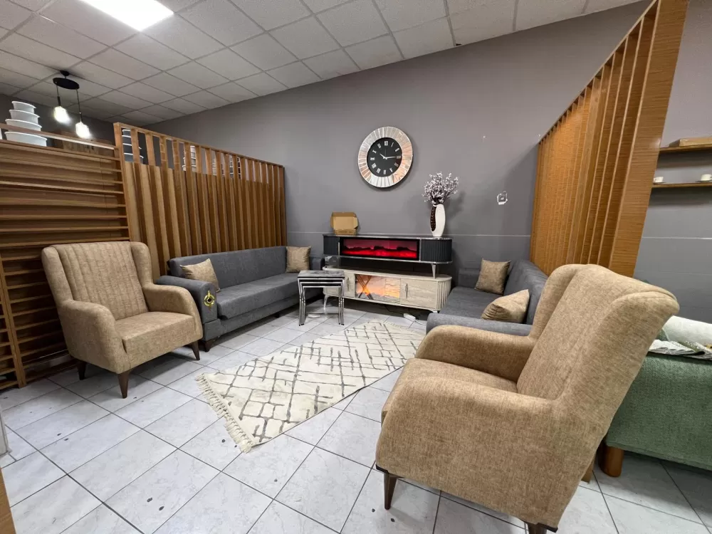 Bucak’ta Modern Mobilya Kapılarını Açtı