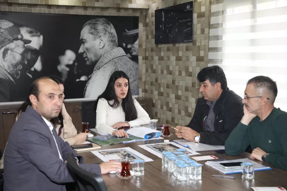 Başkan Hülya Gümüş birim müdürleriyle toplandı! Bucak için yeni adımlar planlandı