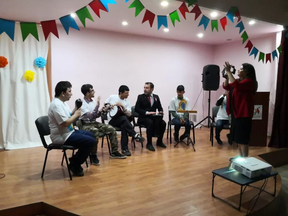 Kaymakam Kuruca’dan Otizm Farkındalık Günü’nde anlamlı ziyaret