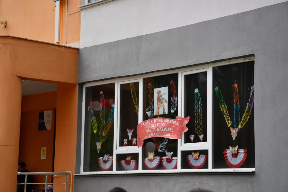 HTMYO’lu Öğrencilerden Elsazı Köyü’nde 23 Nisan Çıkarması