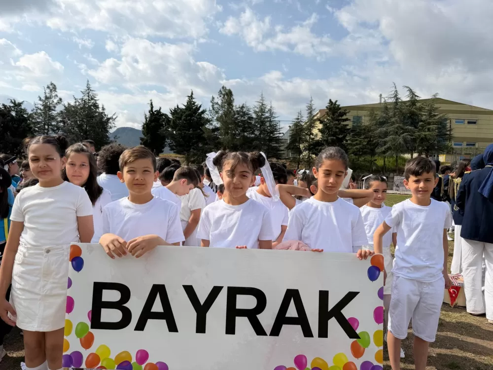 Bucak’ta 23 Nisan coşkusu 106. Yıl dolu dolu kutlandı