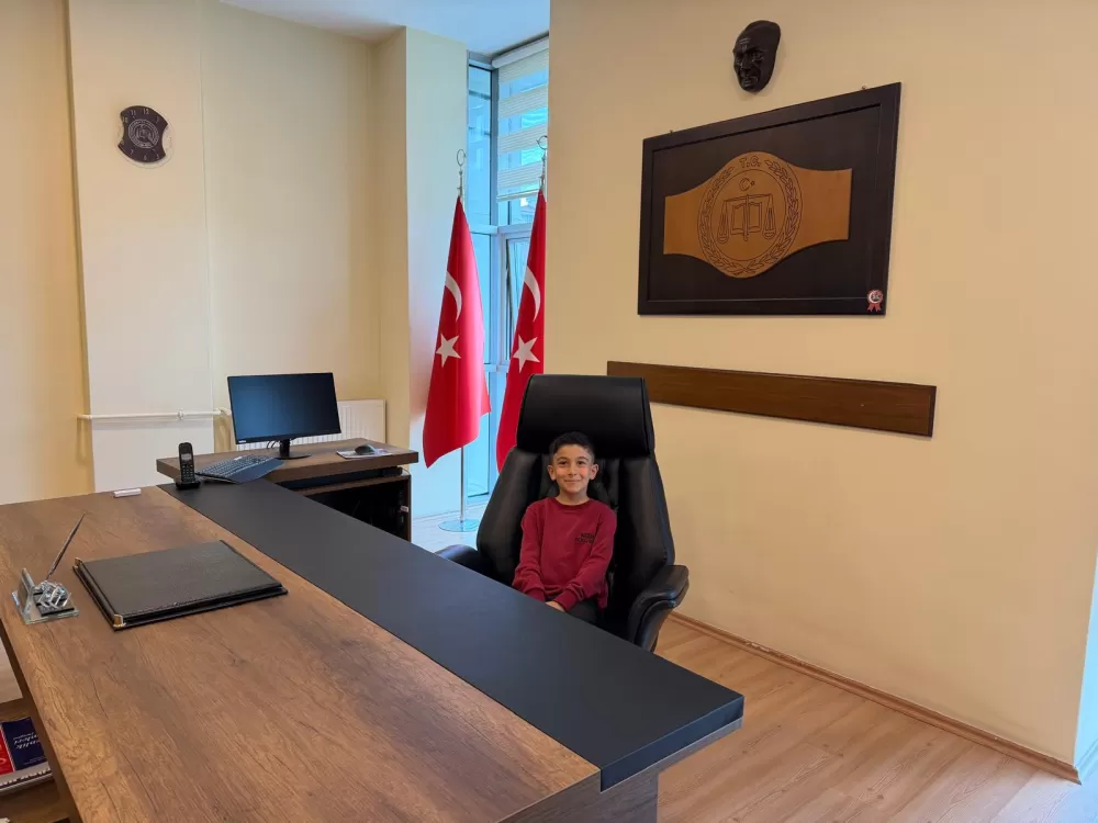 23 Nisan’da Bucak’ta temsili devir Başsavcılık koltuğu öğrencilerin oldu