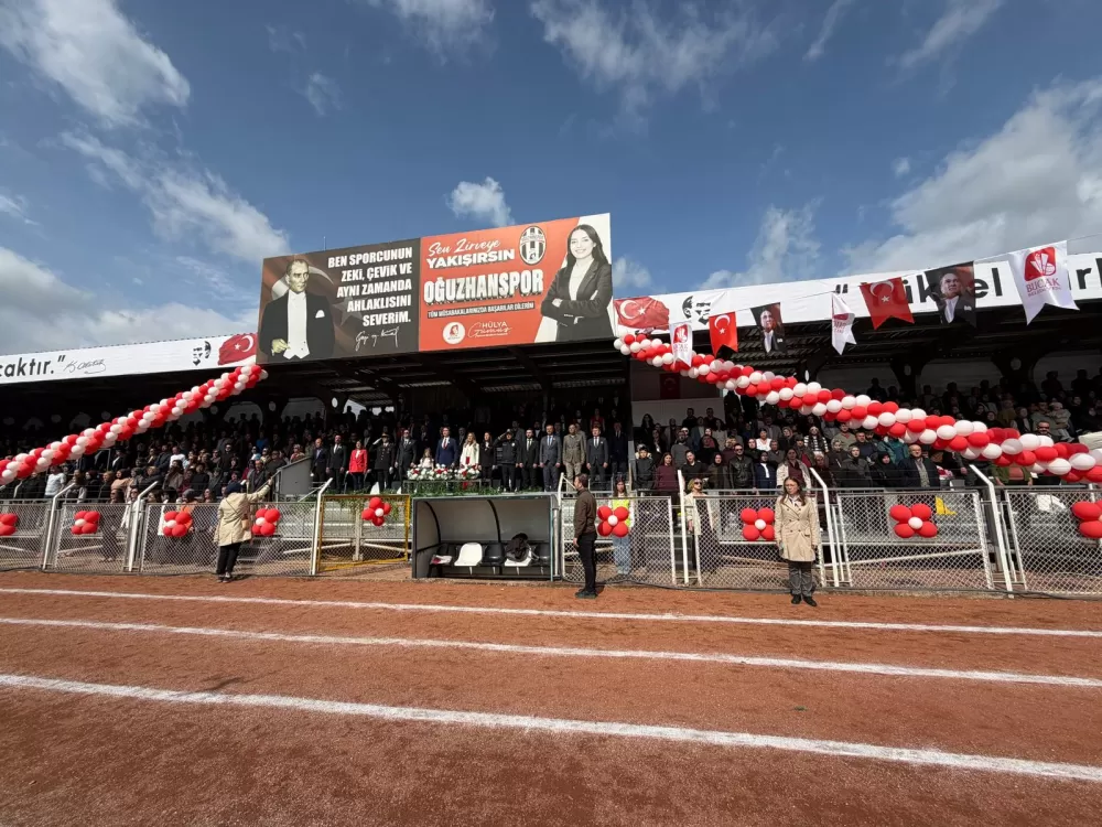 Bucak’ta 23 Nisan coşkusu 106. Yıl dolu dolu kutlandı