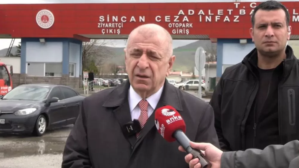 Özdağ’dan Sincan Cezaevi Ziyareti: “Muhalifseniz Birbirinizi Cezaevinde Ziyaret Ettiğiniz Bir Süreç Yaşıyoruz”