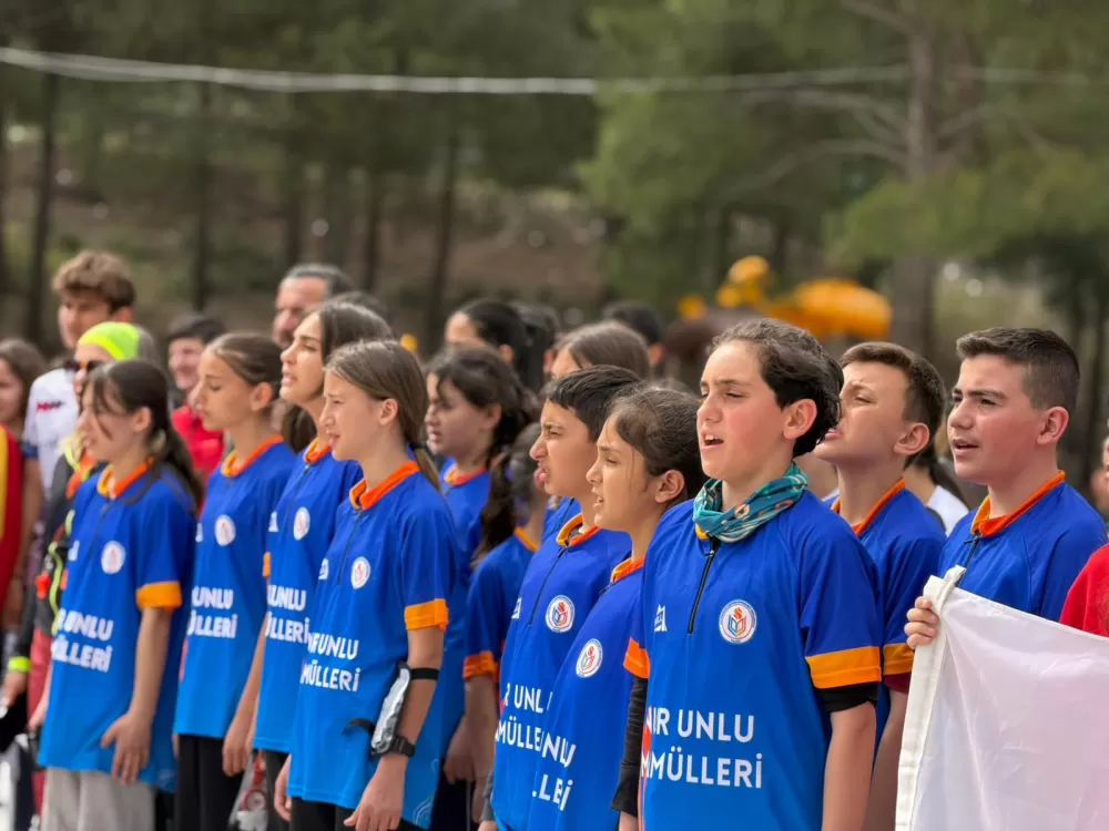 Bucak’ta oryantiring heyecanı 17 İlden 400 sporcu kıyasıya yarıştı