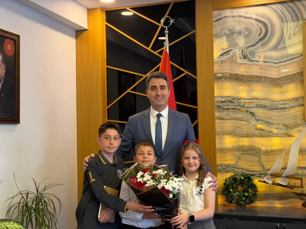 Geleceğin yöneticileri Bucak’ta iş başında 23 Nisan’da koltuk devri