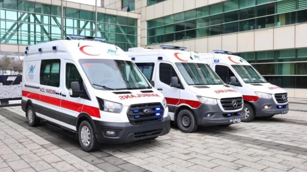 Sultangazi’de Hastalara Ücretsiz Ambulans Desteği