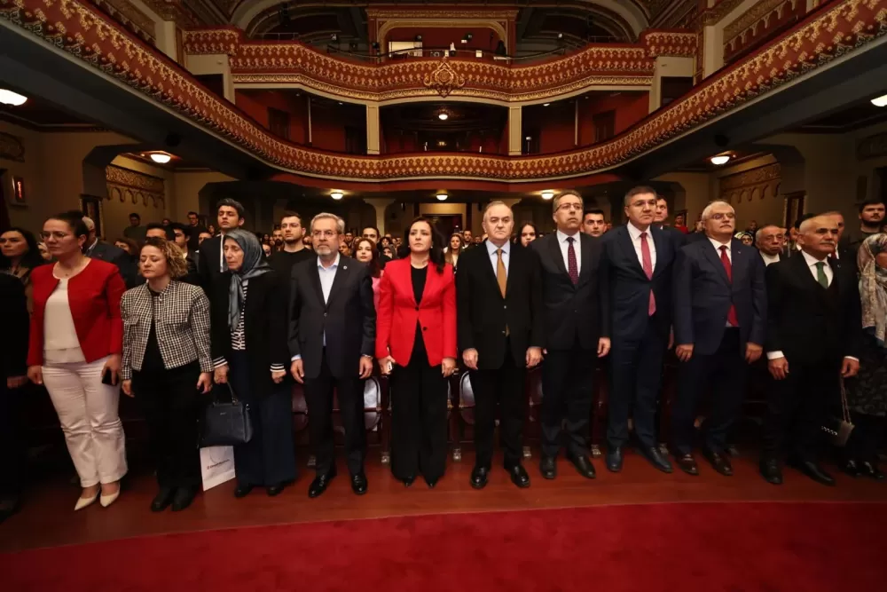 Ankara’da Nefes Kesen Gösteri: MAKÜ’den “Korkma!” Performansı