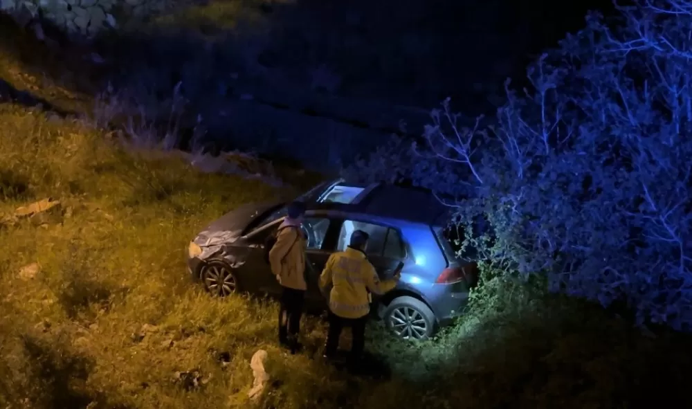 Antalya'da alkollü sürücü 7 metreden uçtu! Burnu bile kanamadı