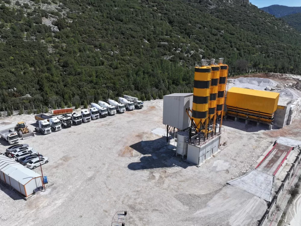 Bucak'ta İNC Hazır Beton organize sanayi bölgesinde hizmet girdi